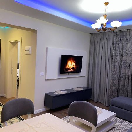 Komatas Modern Apartments In Bllok Area Tirana Eksteriør billede