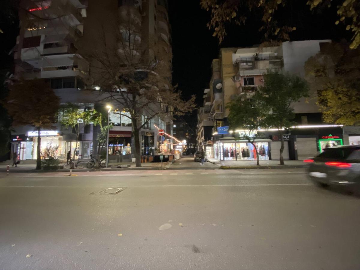 Komatas Modern Apartments In Bllok Area Tirana Eksteriør billede