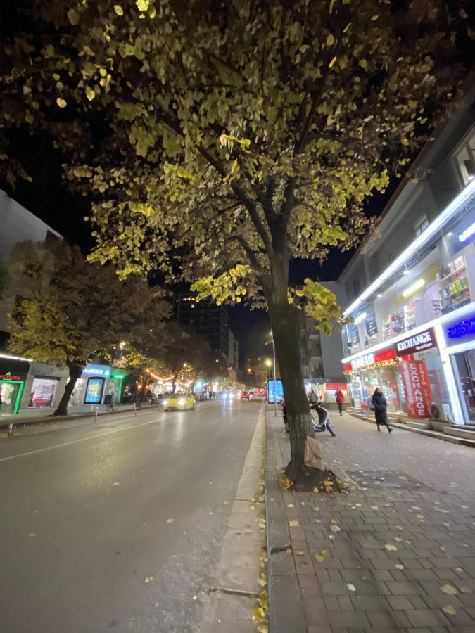 Komatas Modern Apartments In Bllok Area Tirana Eksteriør billede
