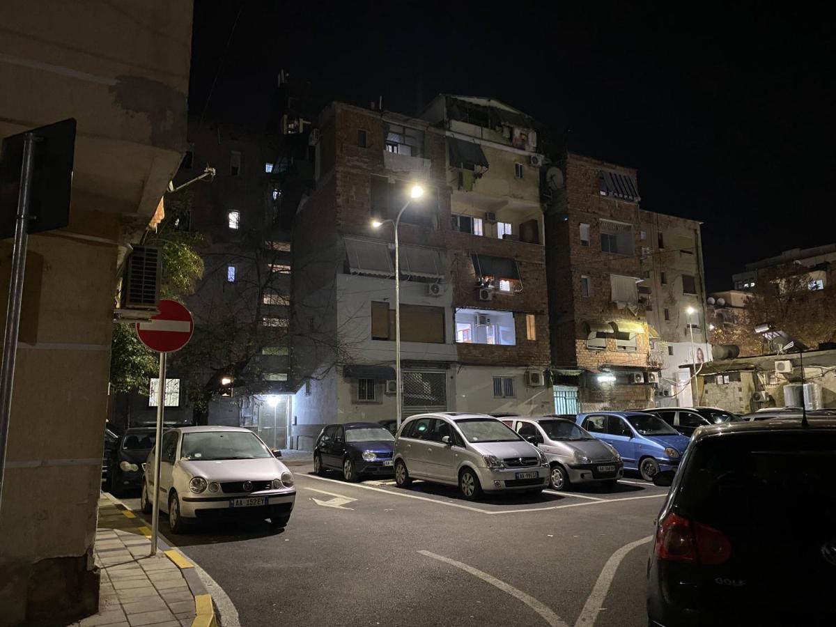 Komatas Modern Apartments In Bllok Area Tirana Eksteriør billede