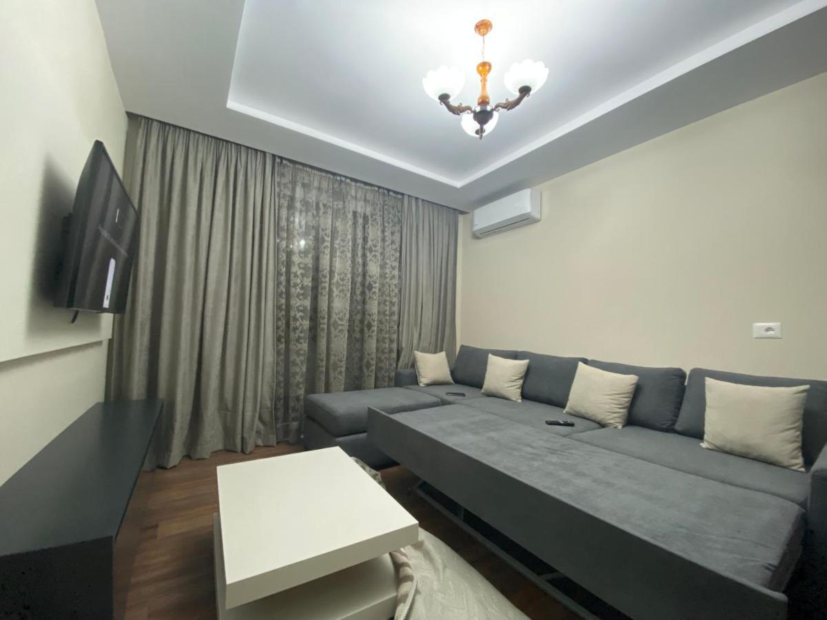 Komatas Modern Apartments In Bllok Area Tirana Eksteriør billede