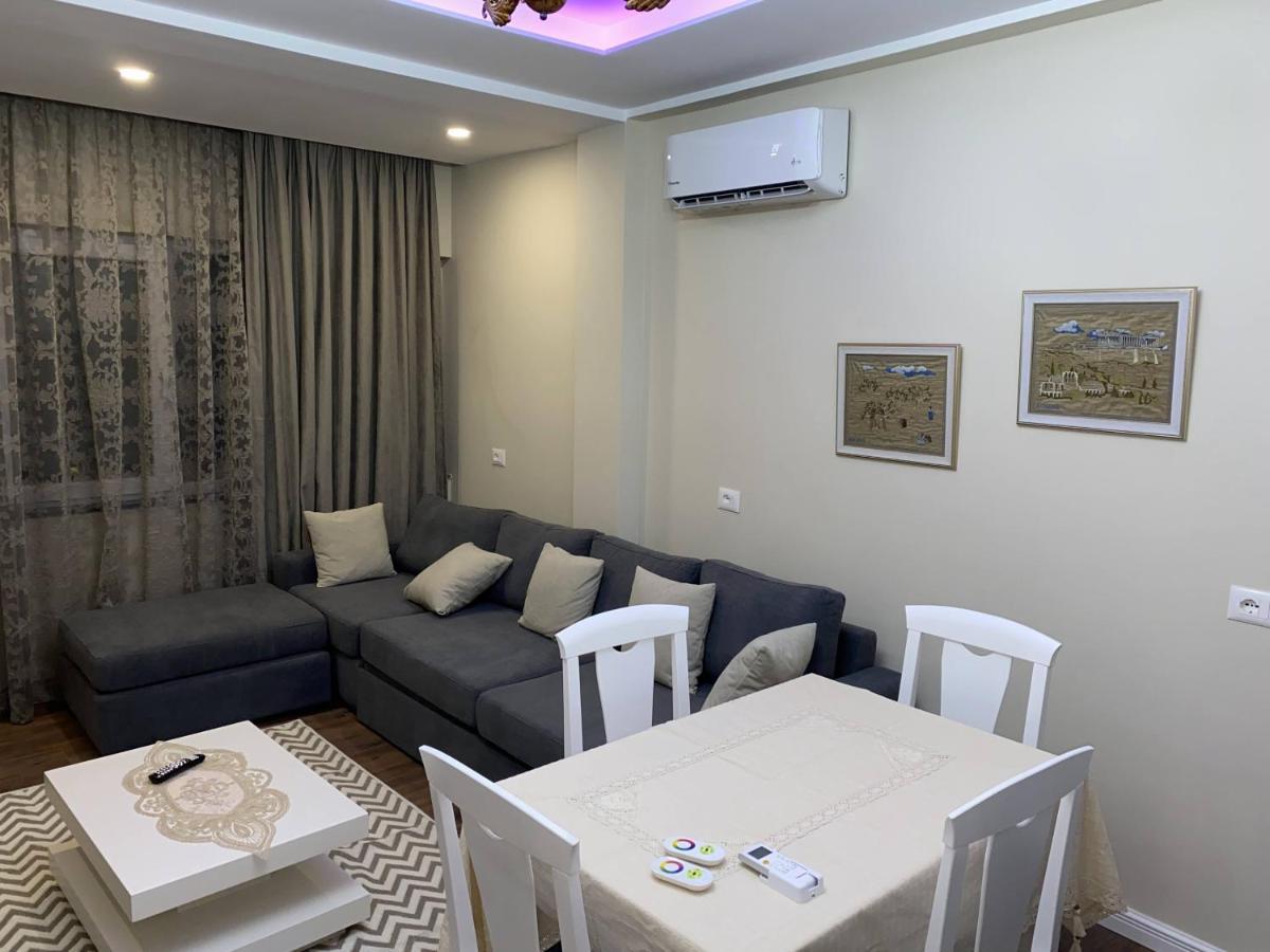 Komatas Modern Apartments In Bllok Area Tirana Eksteriør billede